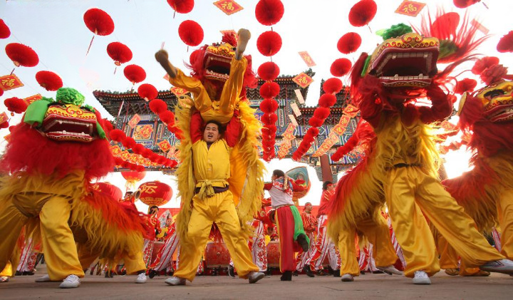 Vietnam Tourism Guide: Top Attractions, Holidays, and Local Coffee Culture